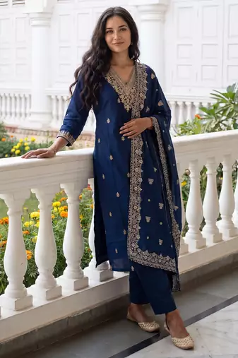 Blue embroidered silk blend kurta trouser dupatta set