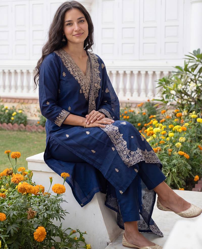 Blue embroidered silk blend kurta trouser dupatta set