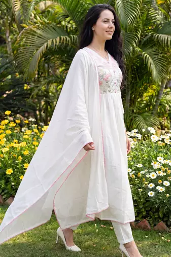 Off white embroidered pure cotton kurta trouser dupatta set