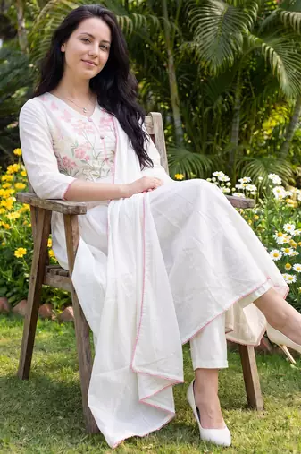 Off white embroidered pure cotton kurta trouser dupatta set