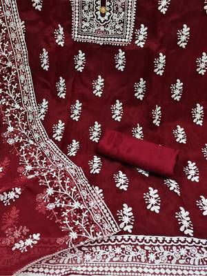 Floral Embroidered Organza Unstitched Dress Material 4