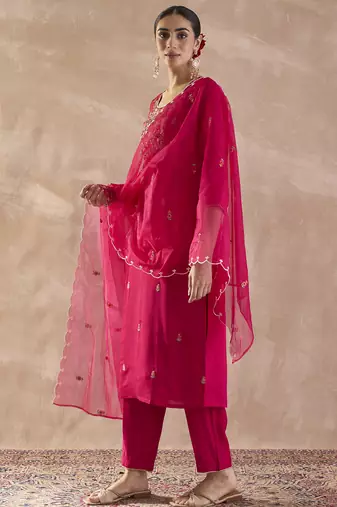Pink embroidered silk blend kurta trouser dupatta set