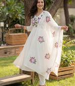 Off white printed pure cotton kurta trouser dupatta set