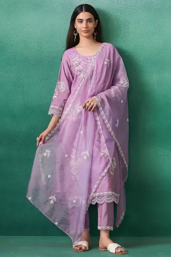 Lavender embroidered silk blend kurta trouser dupatta set