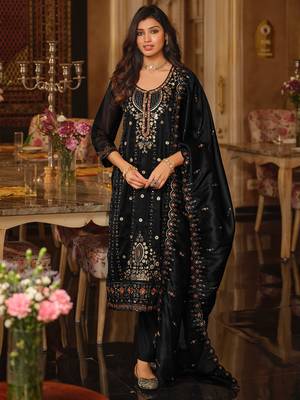 Black embroidered silk blend kurta trouser dupatta set 1