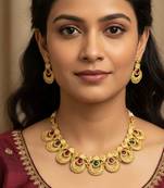 Vibrant dual rani & green color matte gold necklace set for traditional events