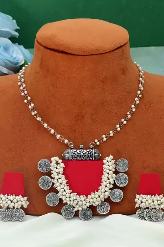 Vibrant passion red color handcraft necklace set specially tailored for festive celebrations