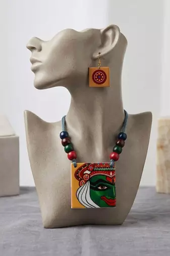 Colorfully carved multi color wooden handcraft necklace set specially made for festivals
