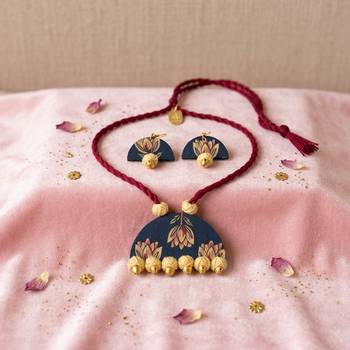 Handwoven folk multi color fabric handcraft necklace set tailored for sangeet gatherings 2