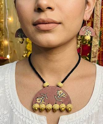Artisanal unique multi color fabric handcraft necklace set designed for creative outfits 1