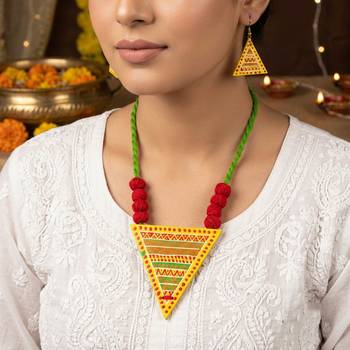 Bright sunshine yellow color wooden handcraft necklace set perfect for haldi rituals 1