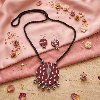 Boho style multi color fabric handcraft necklace set designed for modern outfits 2