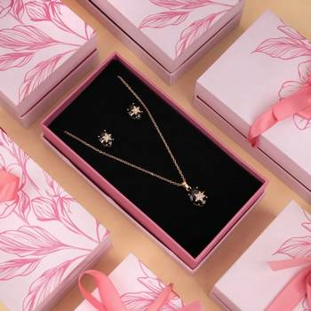 Classy jet black color fashion chain pendant with earring set for night parties 1