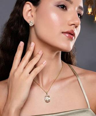 Pristine pure white color fashion chain pendant with earring set for modern dresses 1