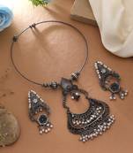Royal ethnic silver color hasli oxidised necklace set for wedding function attire