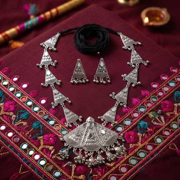 Dazzling mirror work silver color oxidised necklace set designed for sangeet ceremonies 2