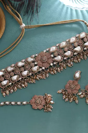 Opulent polish gold color turkish kundan necklace set for royal wedding ceremonies
