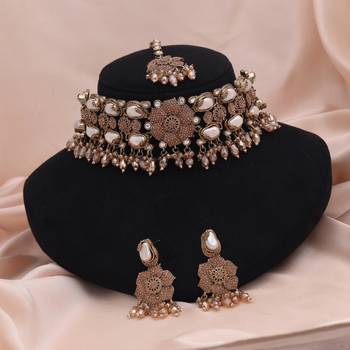 Opulent polish gold color turkish kundan necklace set for royal wedding ceremonies 2