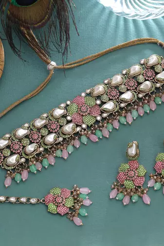 Delicate light green & light pink color turkish kundan necklace set for celebrations
