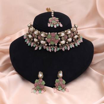 Delicate light green & light pink color turkish kundan necklace set for celebrations 2