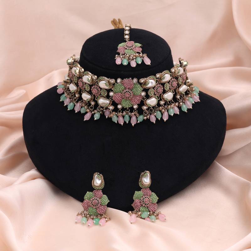 Delicate light green & light pink color turkish kundan necklace set for celebrations