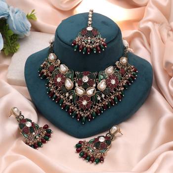 Classic maroon & green color turkish kundan necklace set created for festivities 1