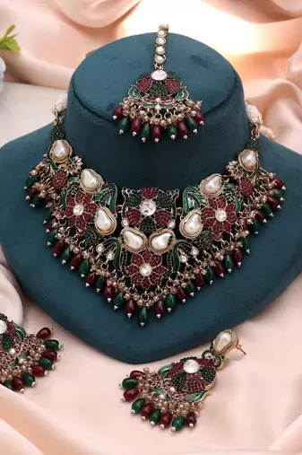 Classic maroon & green color turkish kundan necklace set created for festivities