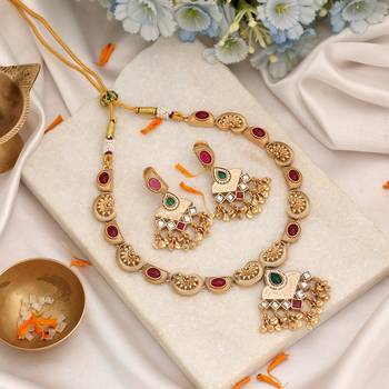 Dual tone maroon & green color matte gold necklace set with dangle earrings 1