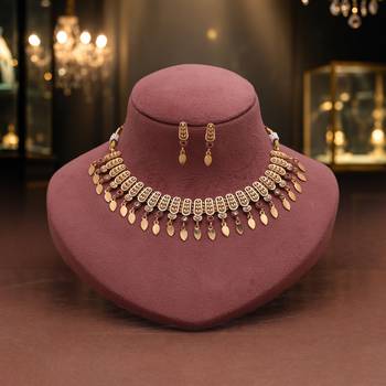 Lovely pink & white color matte gold necklace set featuring drop earrings 1