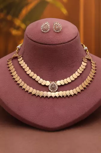 Timeless diamond white color matte gold necklace set with elegant stud earrings
