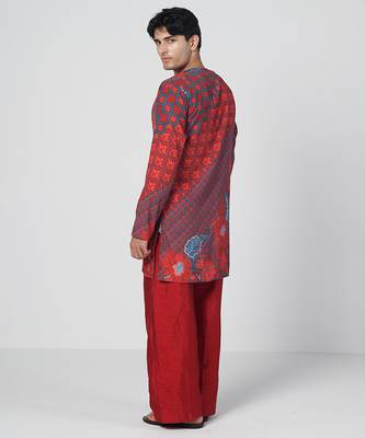 Tabasco red printed crepe and dupion silk kurta pant set 2