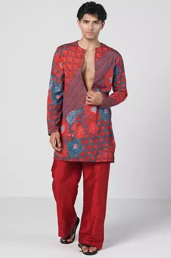 Tabasco red printed crepe and dupion silk kurta pant set