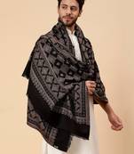 Geometric woven design acrylic & woollen shawl