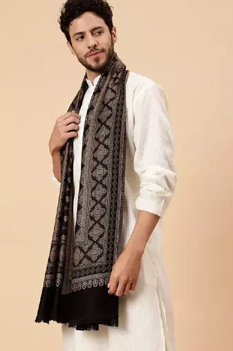 Geometric woven design acrylic & woollen shawl
