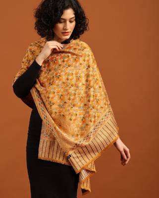 Women ethnic kashmiri kani design shawl with fringed border 2