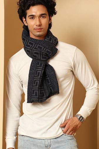 Men self design mufflers