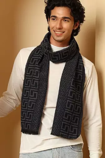 Men self design mufflers