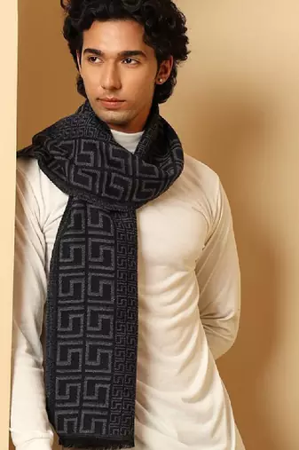 Men self design mufflers