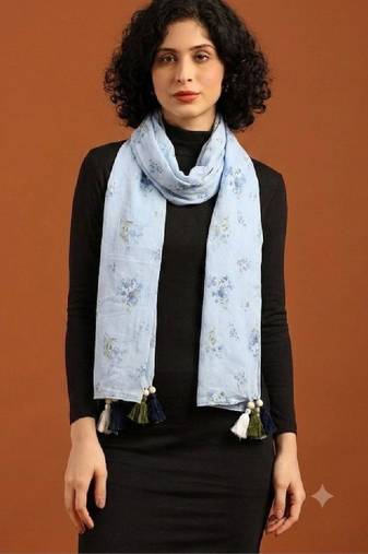 Women printed scarf