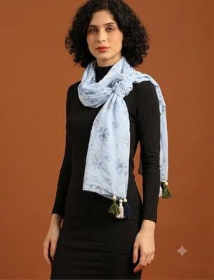 Women printed scarf 2
