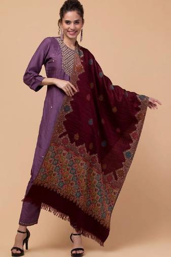 Women ethnic motifs woven design shawl