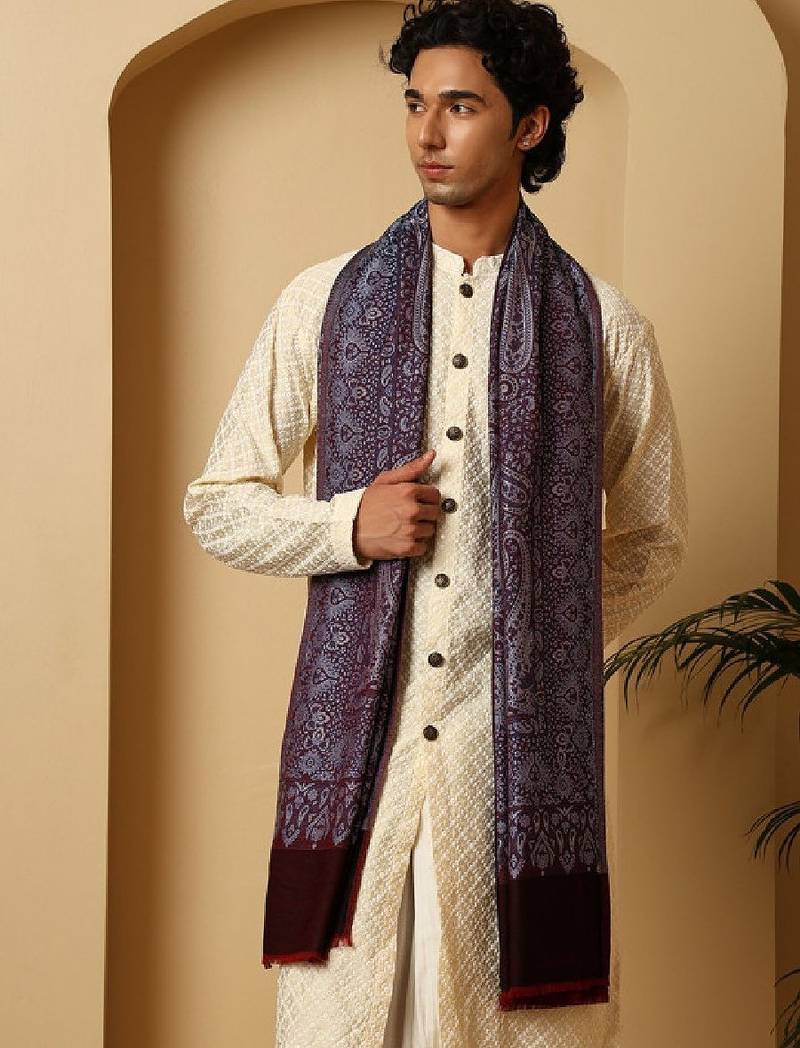Paisley woven design shawl