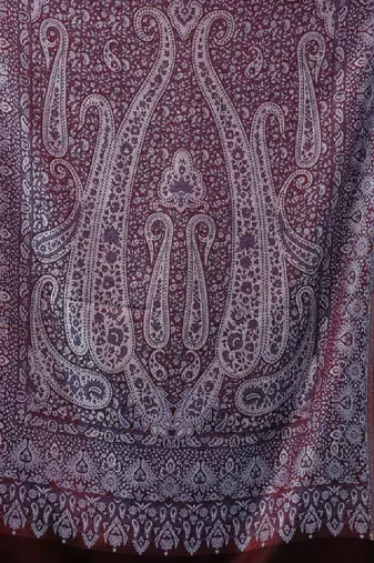 Paisley woven design shawl
