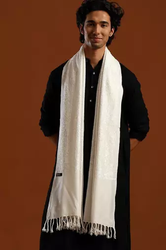 Men matka embroidered stole