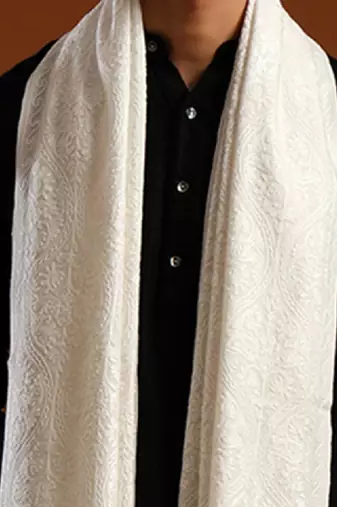 Men matka embroidered stole