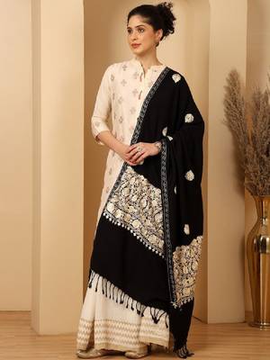 Floral embroidered woolen shawl 3