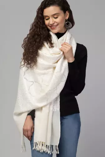 Women embroidered pure wool kashmiri stole