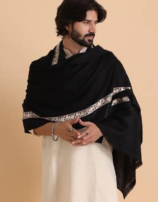 Floral embroidered woollen shawl 3