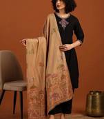 Women ethnic motifs woven design shawl