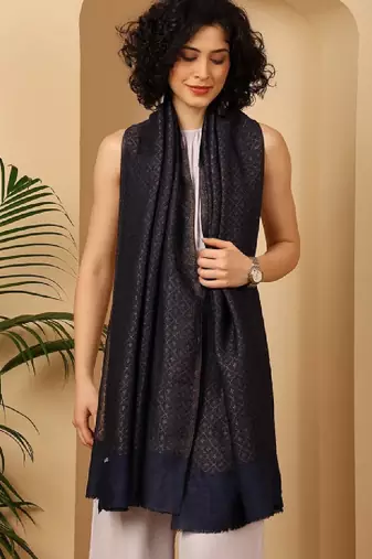 Reversible woven design pashmina stole
